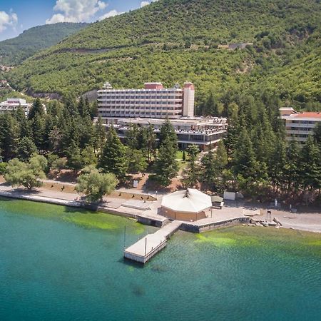 Hotel Tourist - Metropol Lake Resort オフリド エクステリア 写真