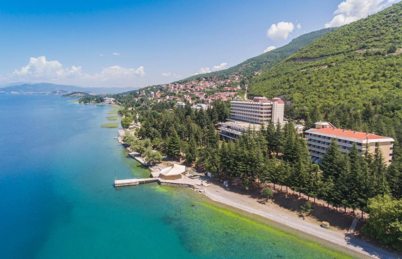 Hotel Tourist - Metropol Lake Resort オフリド エクステリア 写真